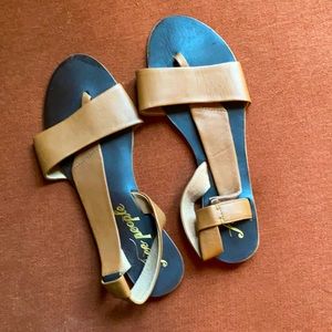 Free People Thong Sandals Size 41 NWOT